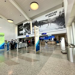 Alaska Airlines - Returning back to Seattle. Expansion of C Concourse. 7/6/24