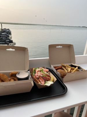 Betty's Seafood Shack by null