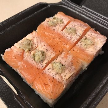 Seabutter - Salmon Avo - great flavor! - Japanese Near Me - Beverly Hills, California Seabutter - Salmon Avo - great flavor! - Japanese Near Me - Beverly Hills, California