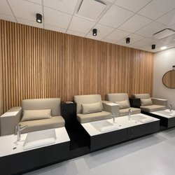 Summit Spa & Float - Eagle Mountain - 4 Seated Pedicure Bench