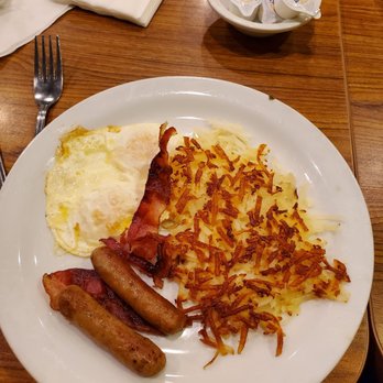 Denny's - Bill Lewis of Vero Beach dropping in for breakfast at the Walt Disney World Denny's in Orlando, Florida. - American Near Me - Orlando, Florida