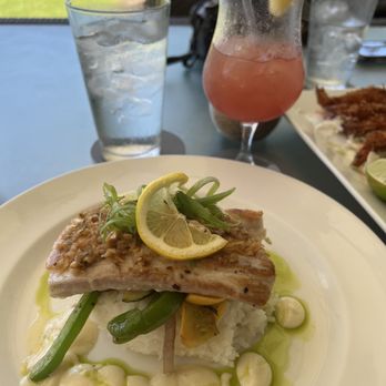 Nanea Restaurant - Mahi mahi - Asian Fusion Near Me - Princeville, Hawaii