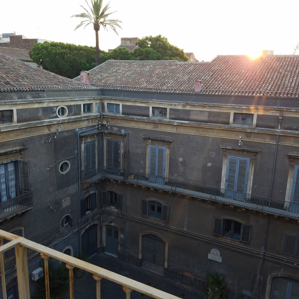 Manganelli Palace Hotel - Room 404 standard double: view from window in morning - Hotels Near Me - Catania, Connecticut