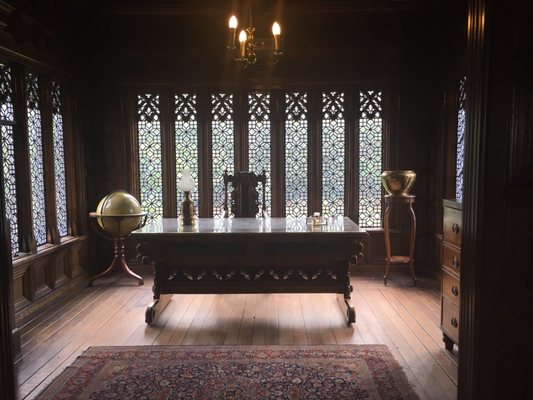 Bramall Hall by null