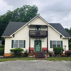 Christine's German Bake Shop - Bakeshop