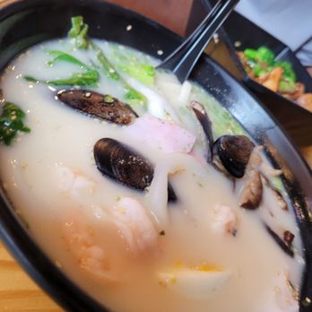 YATAI Ramen + Yakitori - Udon Noodles in Creamy Veggie Broth Seafood and Oyster Mushrooms - Ramen Near Me - Savannah, Georgia YATAI Ramen + Yakitori - Udon Noodles in Creamy Veggie Broth Seafood and Oyster Mushrooms - Ramen Near Me - Savannah, Georgia