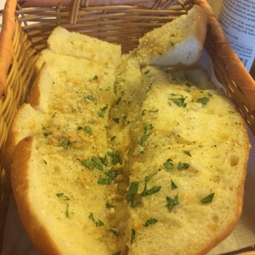 La Casa Bella - Italian Near Me - Brooklyn, New York