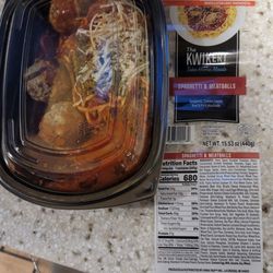 Kwik Trip - Spaghetti with meatballs