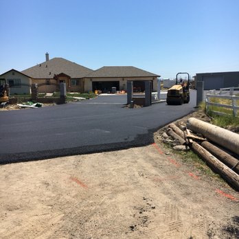 Hernandez General Engineering - a driveway being laid - General Contractors Near Me