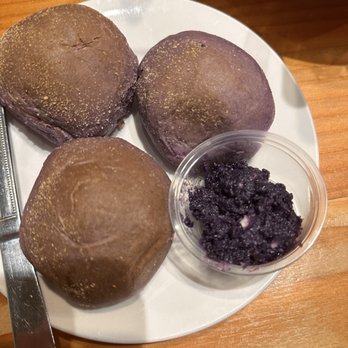 Villa Manila - Ube Pandasal - Filipino Near Me - National City, California