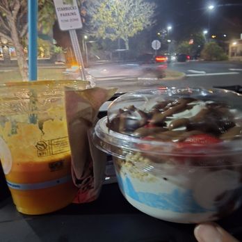 Playa Bowls - Acai Bowls Near Me - Manchester, Connecticut Playa Bowls - Acai Bowls Near Me - Manchester, Connecticut