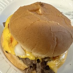 Hall's Grill - Cheeseburger - really good