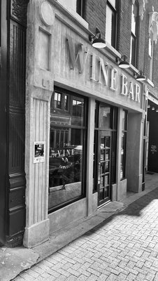 The Vine on Franklin by null