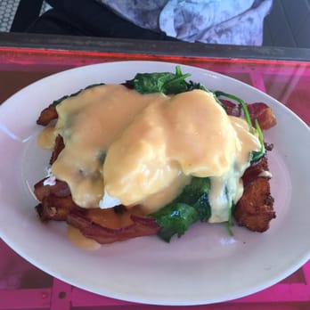 Big Pink - Poached eggs, bacon, and spinach over house made polenta with cheese sauce. - Pizza Near Me - Miami Beach, Florida