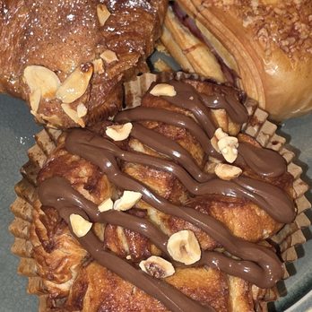Waldorf Astoria Las Vegas - Pastry basket - ham/cheese croissant, monkey bread, almond crossiant - Hotels Near Me - Las Vegas, Nevada Waldorf Astoria Las Vegas - Pastry basket - ham/cheese croissant, monkey bread, almond crossiant - Hotels Near Me - Las Vegas, Nevada