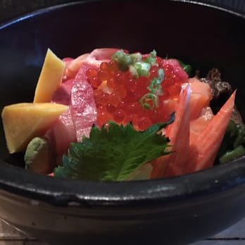 Uni Sushi - Chirashi, very fresh fish - Japanese Near Me - Chicago, Illinois