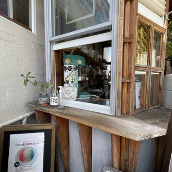 Monsarrat Shave Ice - Kiosk - Shaved Ice Near Me - Honolulu, Hawaii