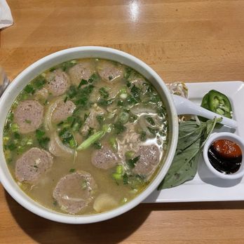 V’s House - Beef meatball curry pho - Vietnamese Near Me - North Richland Hills, Texas V’s House - Beef meatball curry pho - Vietnamese Near Me - North Richland Hills, Texas