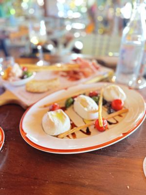 Elisabetta's Ristorante by null