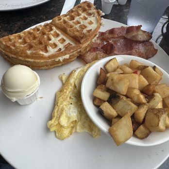 Chubbs - Sunrise salute with a waffle added - Breakfast & Brunch Near Me - Virginia Beach, Virginia Chubbs - Sunrise salute with a waffle added - Breakfast & Brunch Near Me - Virginia Beach, Virginia