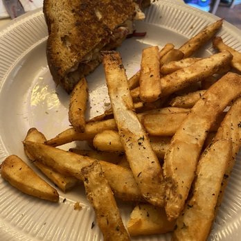 Deja Vu Breakfast Company - The Reuben, fries were outstanding - Breakfast & Brunch Near Me - Chico, California