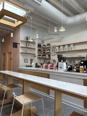 Honey's Bistro by null