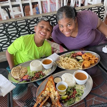 La Parrilla - Lobster. Grilled chicken. Breaded shrimp - Latin American Near Me - Luquillo, Puerto Rico La Parrilla - Lobster. Grilled chicken. Breaded shrimp - Latin American Near Me - Luquillo, Puerto Rico