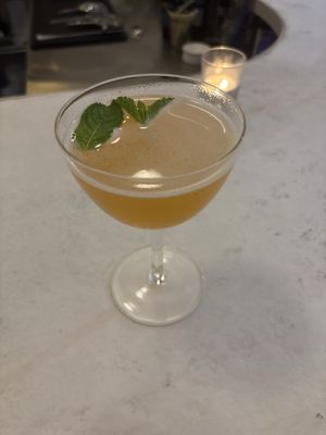 Bar Palmina by null