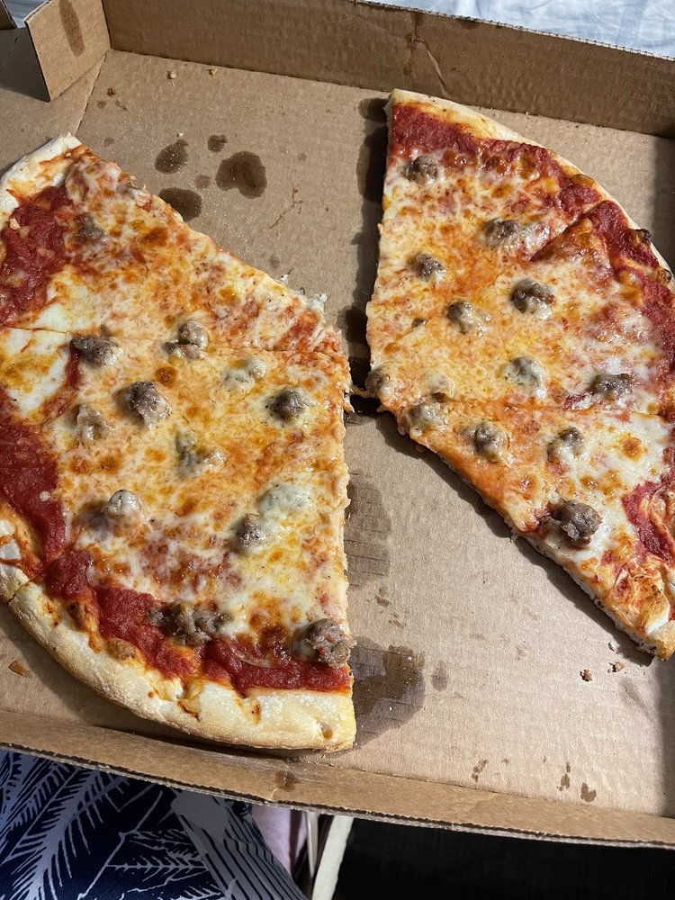 Food from Gino's Pizza