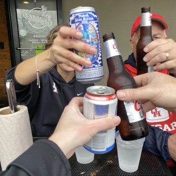 Eugene's Hot Chicken - Beers - Food Trucks Near Me - Birmingham, Alabama Eugene's Hot Chicken - Beers - Food Trucks Near Me - Birmingham, Alabama