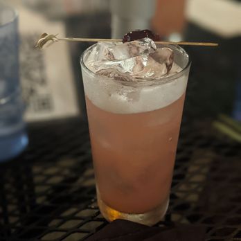 The Monkey's Paw - Blackberry Sour - Gastropubs Near Me - Chicago, Illinois