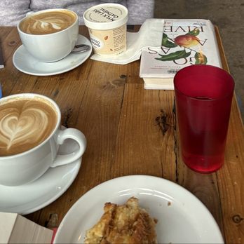 Five Watt Coffee - Mocha & Pollinator Latte - Coffee & Tea Near Me - Minneapolis, Minnesota