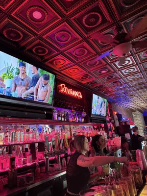 Roxanne's by null