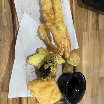 Aikan Sushi - Fries veggie/shrimp tempura - Izakaya Near Me - Northridge, California Aikan Sushi - Fries veggie/shrimp tempura - Izakaya Near Me - Northridge, California