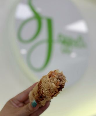 SJ Eggrolls by null