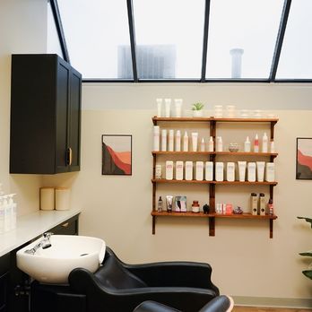 Liv Love Hair - Come see my new space with plenty of natural light! - Hair Salons Near Me - Wheaton, Illinois Liv Love Hair - Come see my new space with plenty of natural light! - Hair Salons Near Me - Wheaton, Illinois