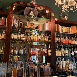 Filibuster Lounge - Gorgeous bar
