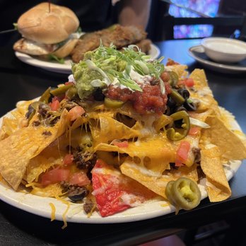 Annette's Westgate - Nachos - American Near Me - Salem, Oregon