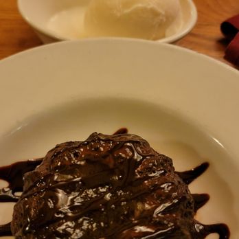 Rock'N Fish - Lava cake with vanilla icecream - Seafood Near Me - Manhattan Beach, California Rock'N Fish - Lava cake with vanilla icecream - Seafood Near Me - Manhattan Beach, California