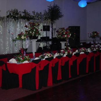 Salon Brandy - Black and red table setting. - Venues & Event Spaces Near Me - Compton, California