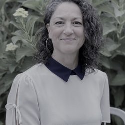Indira Kuckreja, CMT - Indira Kuckreja, CMT
