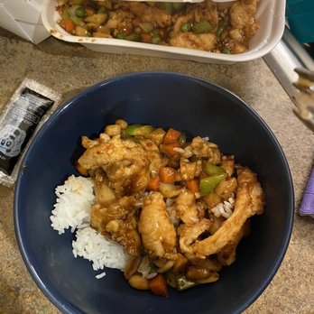 Milton Wok - Kung Pao Chicken over steamed rice - Chinese Near Me - Milton, Washington Milton Wok - Kung Pao Chicken over steamed rice - Chinese Near Me - Milton, Washington