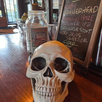 Edgefield Brewery - Breweries Near Me - Troutdale, Oregon Edgefield Brewery - Breweries Near Me - Troutdale, Oregon