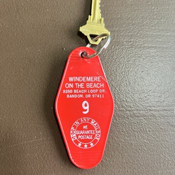 Windermere On The Beach - Explain to your millennial kids what this is. - Hotels Near Me - Bandon, Oregon