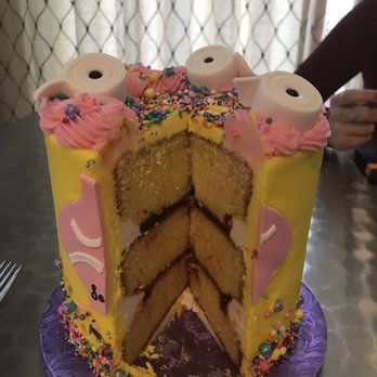 Something Sweet Bakery - Bakeries Near Me - Galt, California