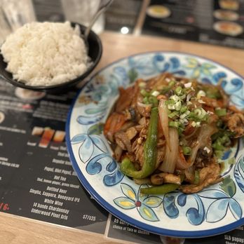 Thai Wok Kitchen - E4 Cashew Nut - Thai Near Me - Vancouver, Washington