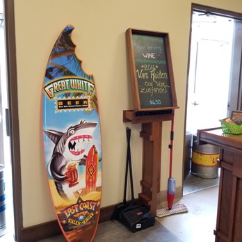 Lost Coast Brewery Taproom - Breweries Near Me - Eureka, California