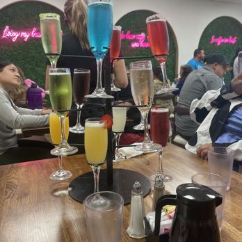 Madres Brunch - Mimosa flight - Breakfast & Brunch Near Me - Whittier, California Madres Brunch - Mimosa flight - Breakfast & Brunch Near Me - Whittier, California