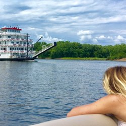Great River Houseboats at Alma Marina