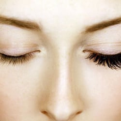 Lash Amor - Before and after eyelash extensions